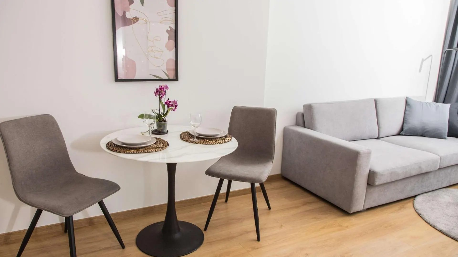 Zeus Executive Suites Thessaloniki Apartment